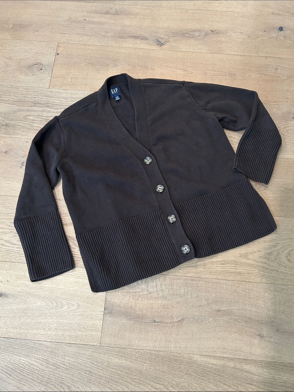 GAP Women's Dark Brown V-Neck Button Rib Hem Cardigan